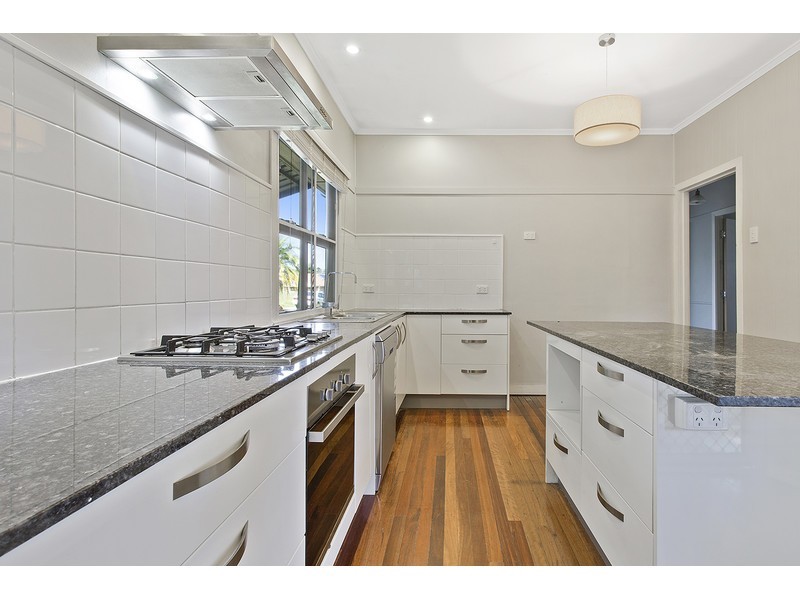 32 Bowen Terrace, The Range QLD 4700