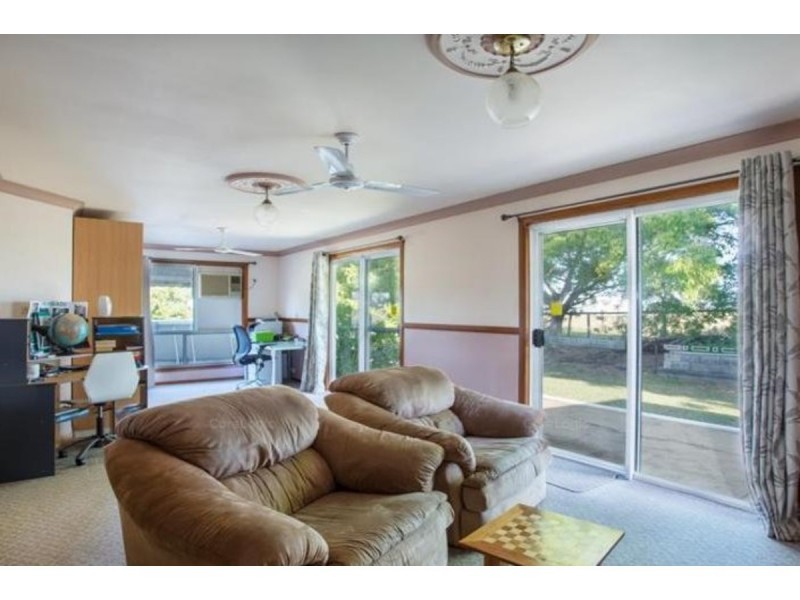 89 Boys Road, Alton Downs QLD 4702
