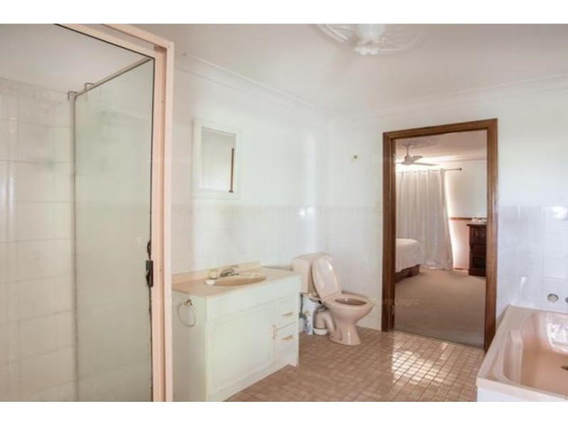 89 Boys Road, Alton Downs QLD 4702