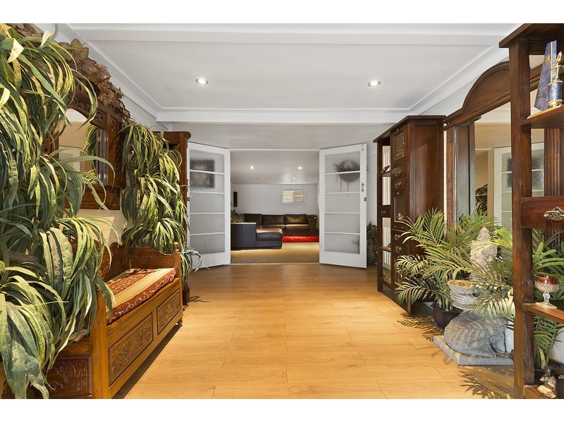 2 Wakefield Street, Allenstown QLD 4700