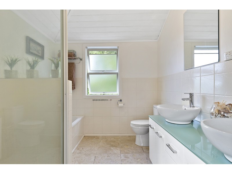 2 Wakefield Street, Allenstown QLD 4700