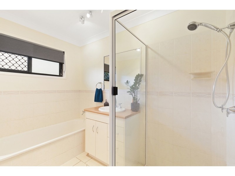 32 Kristie Drive, Rockyview QLD 4701