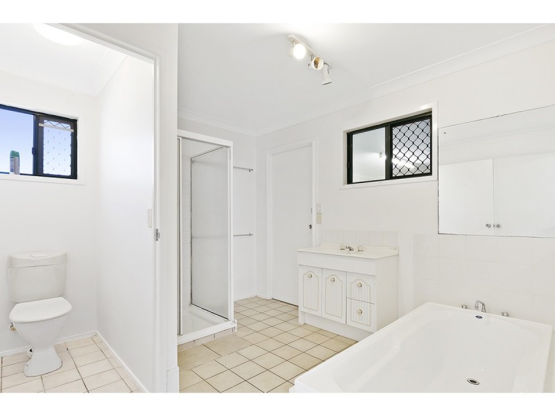 25 O’sullivan Street, Koongal QLD 4701