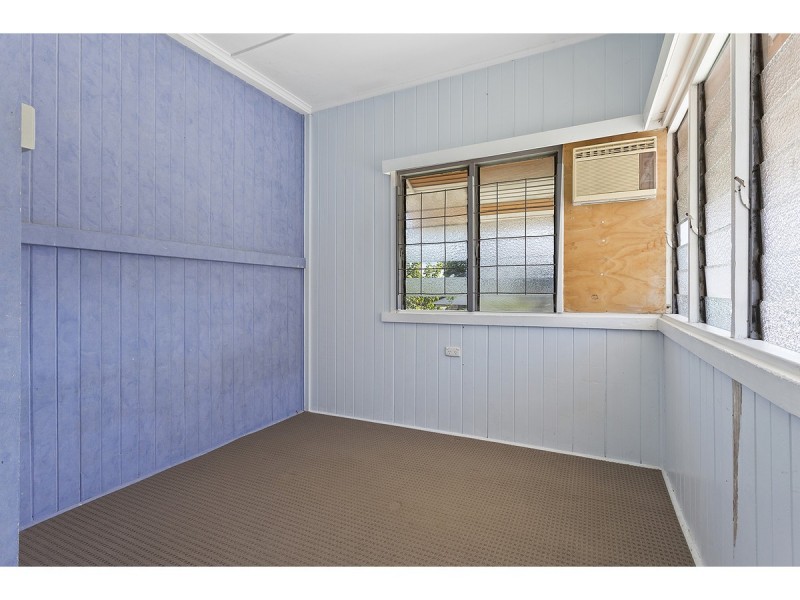 111 Simpson Street, Frenchville QLD 4701