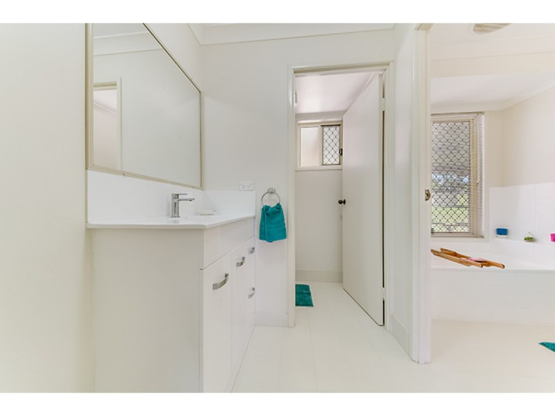 23 Nagle Road, Barmaryee QLD 4703