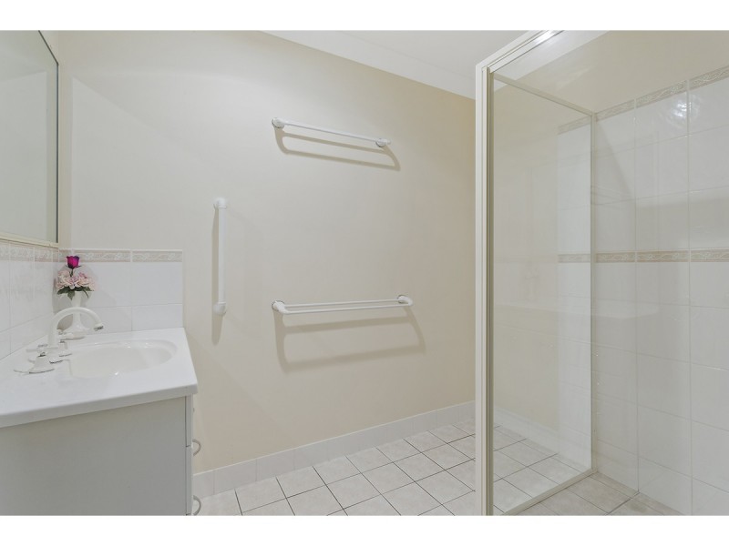 2/33 Oswald Street, Allenstown QLD 4700