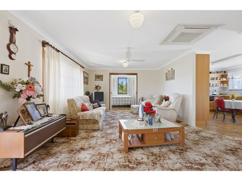 49 Davis Street, Allenstown QLD 4700