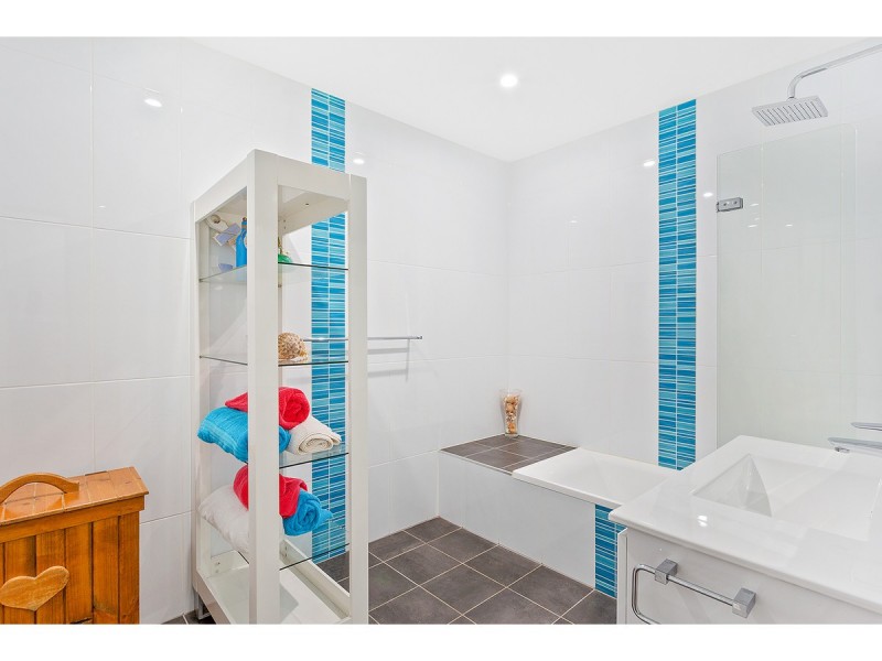 22 Catherine Avenue, Inverness QLD 4703