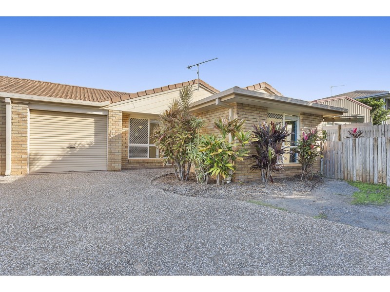 2/3 Rita May Court, Taranganba QLD 4703