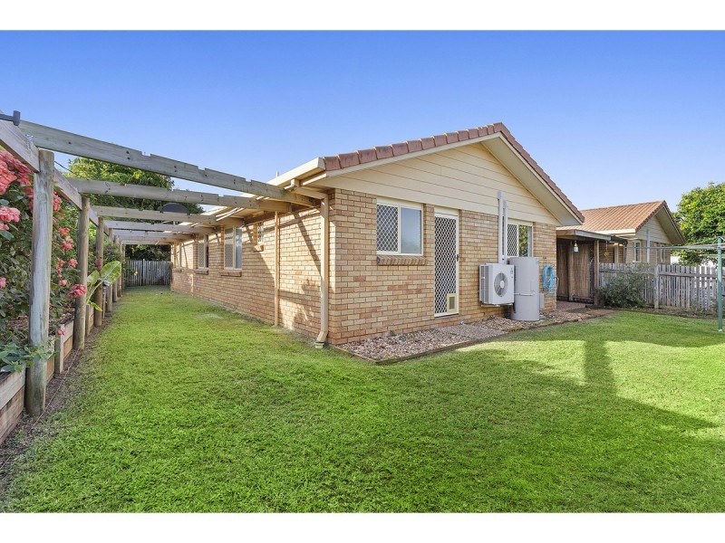 2/3 Rita May Court, Taranganba QLD 4703