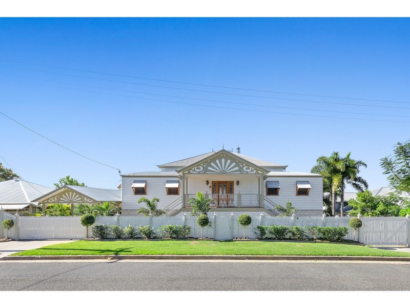 3 Athelstane Street, The Range QLD 4700