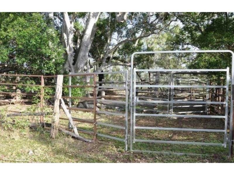 280 Atkinson Road, Canoona QLD 4702