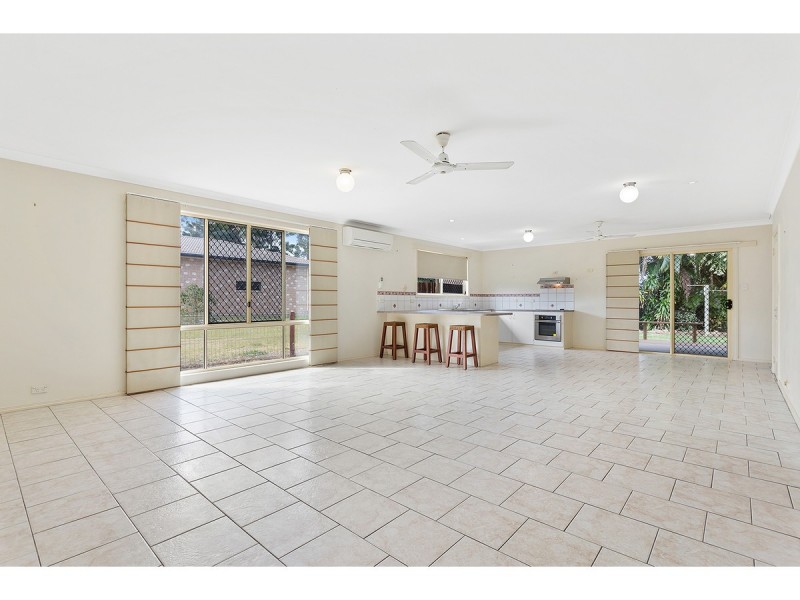 13 Mirrawena Avenue, Bangalee QLD 4703