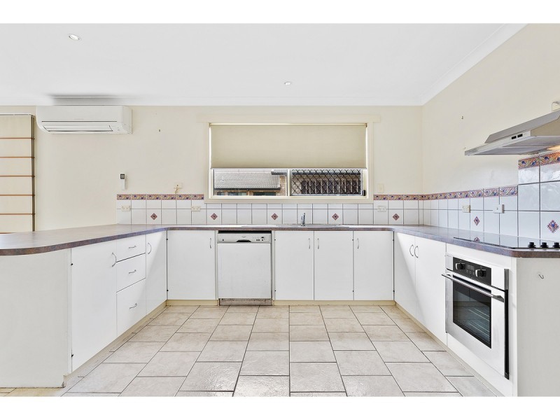 13 Mirrawena Avenue, Bangalee QLD 4703