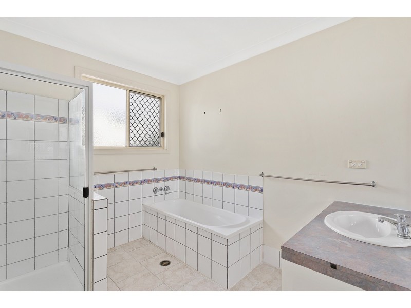 13 Mirrawena Avenue, Bangalee QLD 4703