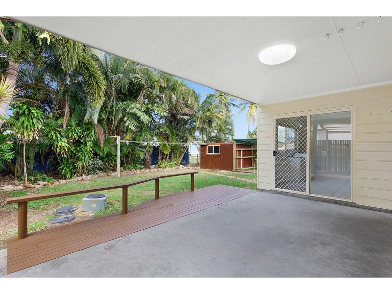 13 Mirrawena Avenue, Bangalee QLD 4703