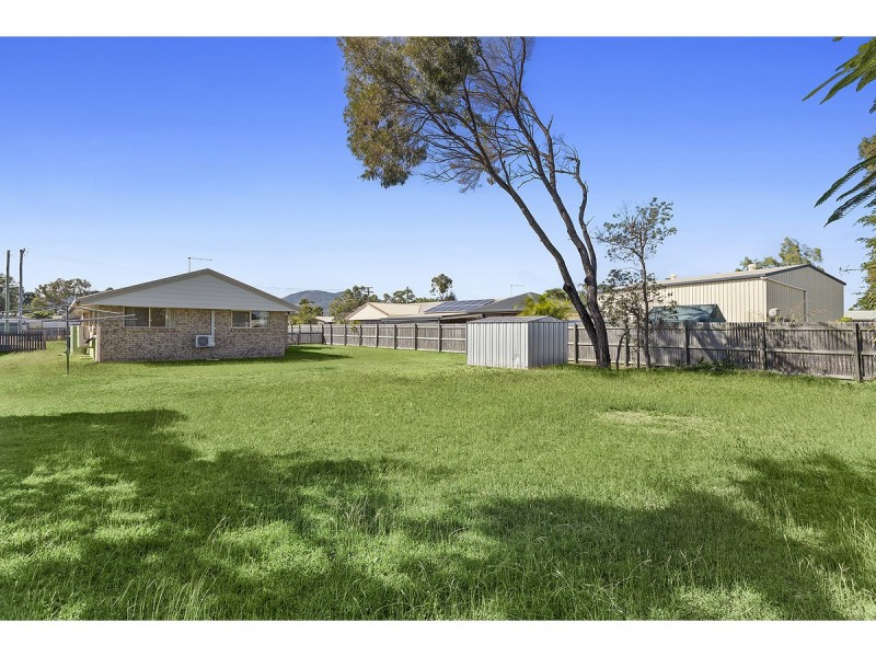 4 Ingham Street, Kawana QLD 4701