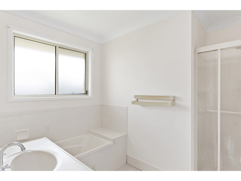 4 Ingham Street, Kawana QLD 4701