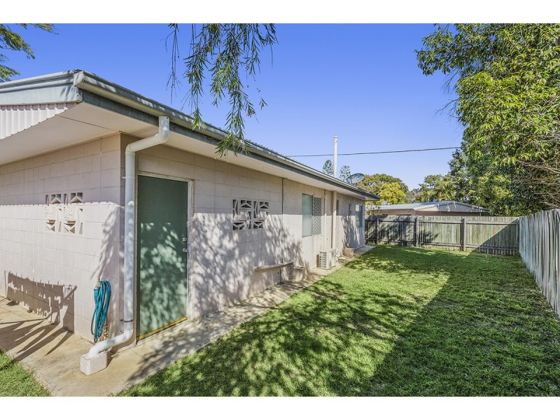 2/102a Bawden Street, Berserker QLD 4701