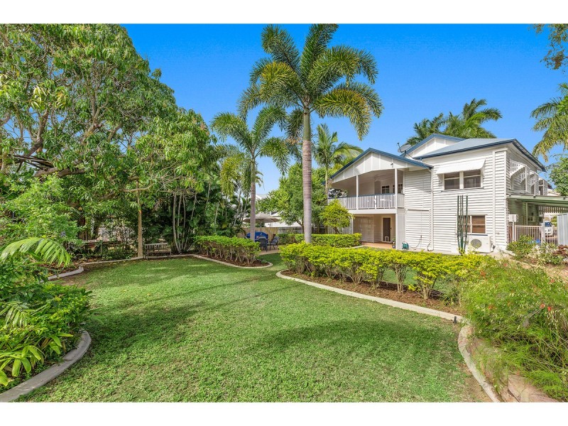 2 Brae Ross Street, Allenstown QLD 4700
