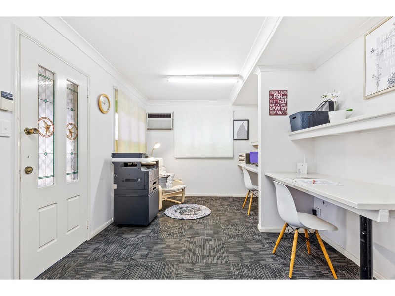 2 Brae Ross Street, Allenstown QLD 4700