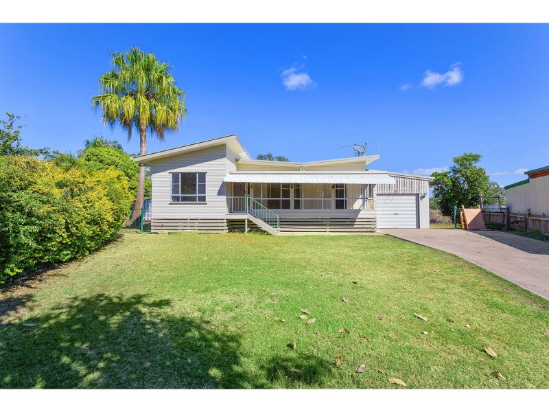 6 McKeague Place, Park Avenue QLD 4701