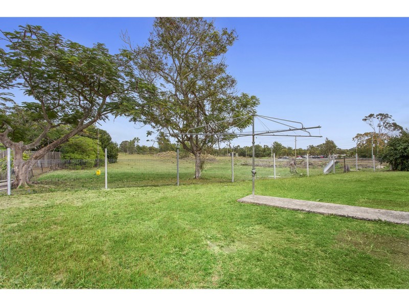 6 McKeague Place, Park Avenue QLD 4701