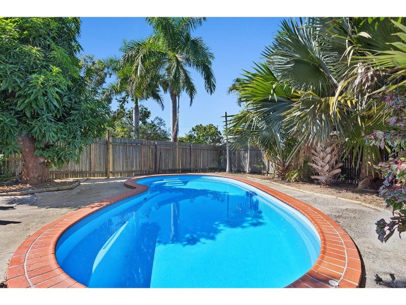 5 Sedborough Street, The Range QLD 4700
