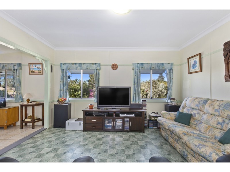 13 Neerkol Road, Stanwell QLD 4702