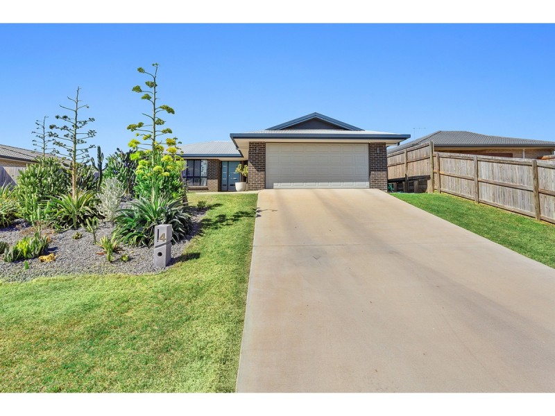 4 Argyle Avenue, Rockyview QLD 4701