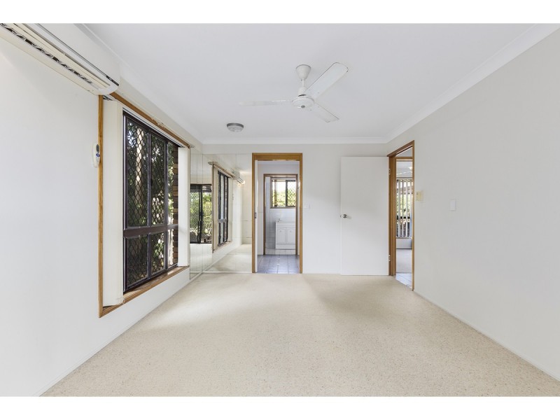 16 Davey Avenue, Frenchville QLD 4701