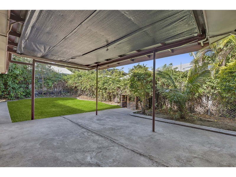 16 Davey Avenue, Frenchville QLD 4701