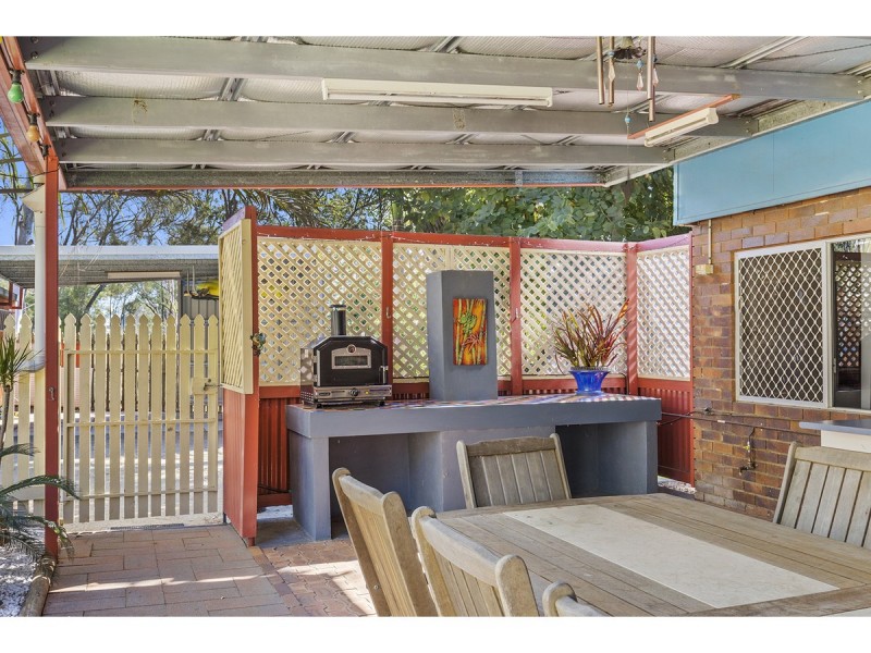 4 Cant Street, Kawana QLD 4701