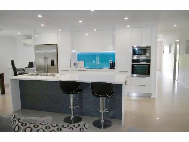 3 Leitrim Court, Rockyview QLD 4701