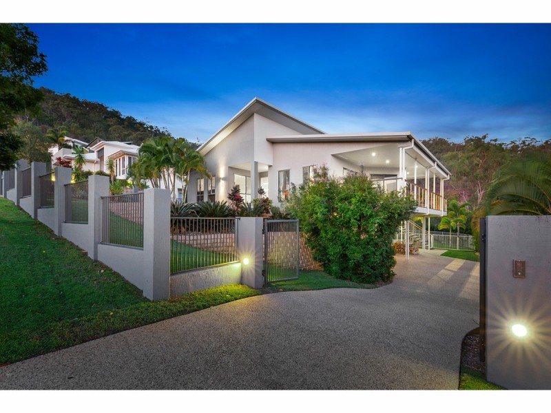 10 Greenwood Close, Frenchville QLD 4701