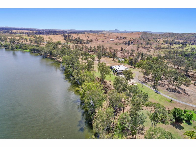 1077 Belmont Road, Glendale QLD 4711