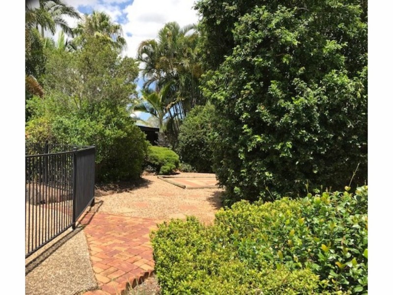 402 Laurel Bank Road, Alton Downs QLD 4702