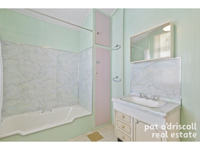 62 Larnach Street, Allenstown QLD 4700