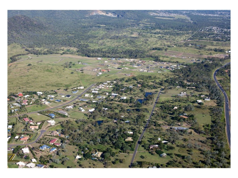 Paramount Crest, Rockyview QLD 4701
