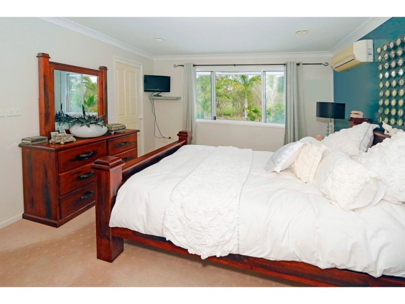 6 Constance Avenue, Rockyview QLD 4701