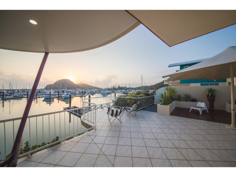 17 Bayside Way, Rosslyn QLD 4703