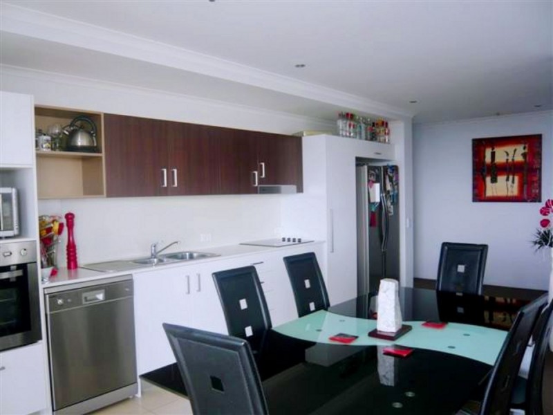 1001/102-108 Victoria Parade, Rockhampton City QLD 4700