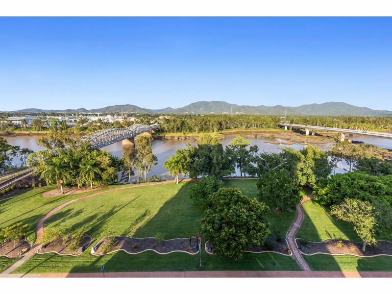 2 Victoria Parade, Rockhampton City QLD 4700