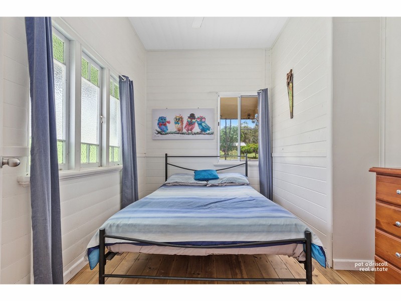 20 Earl Street, Stanwell QLD 4702