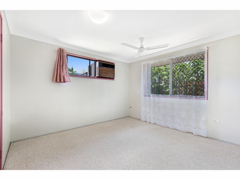 10 Hinton Street, Koongal QLD 4701
