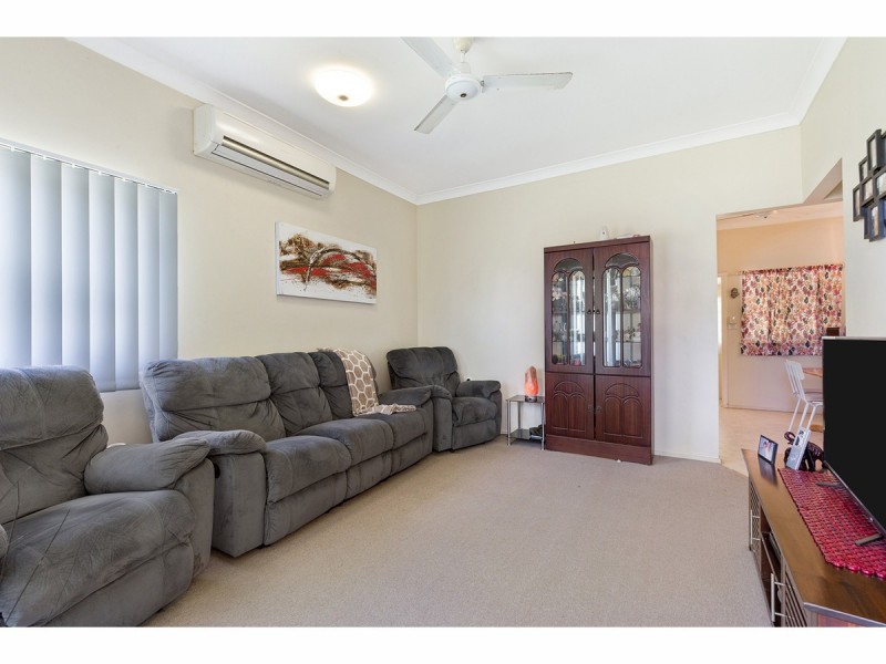 18 Parris Street, Park Avenue QLD 4701