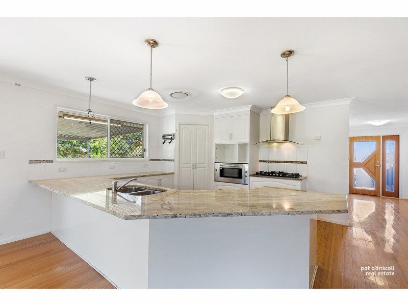 35 Robertson Road, Gracemere QLD 4702