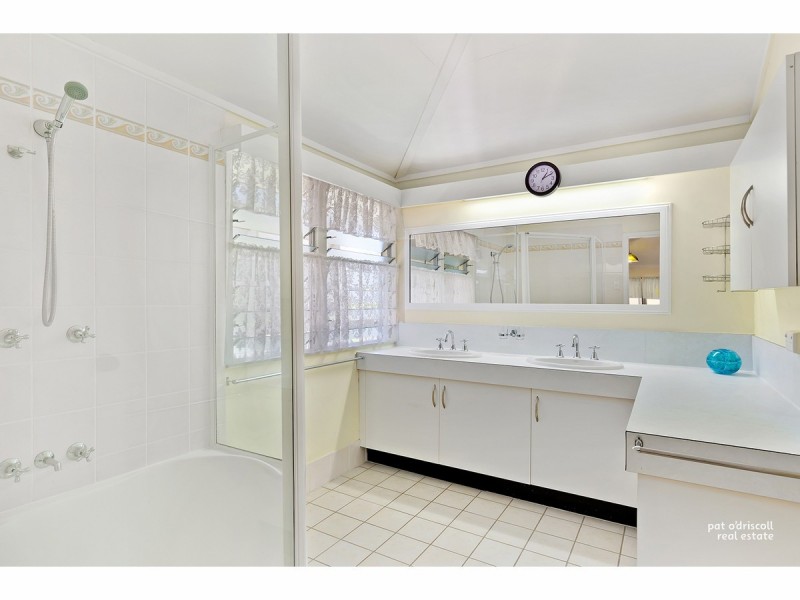 5 Boldeman Street, The Range QLD 4700