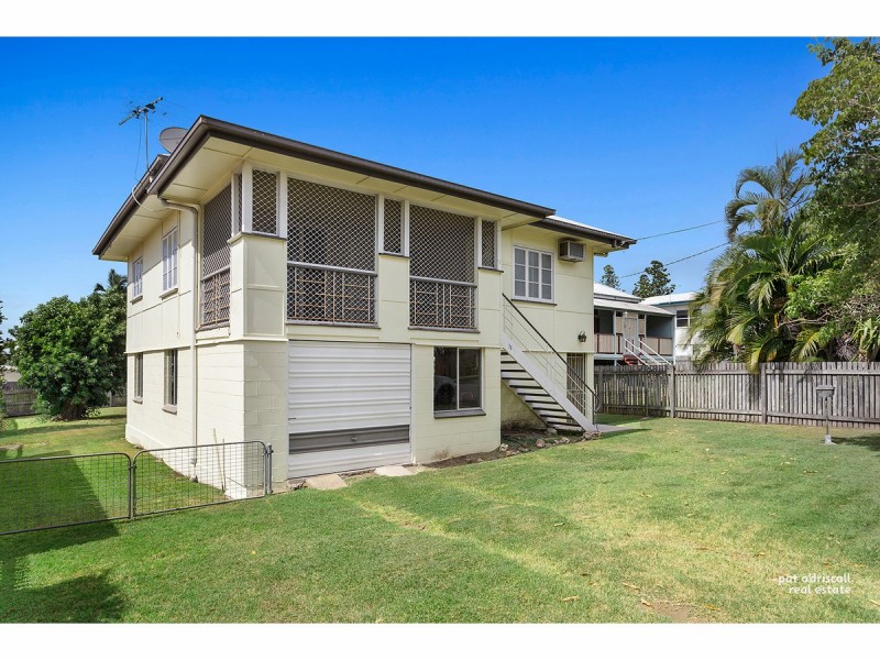 11 Spencer Street, The Range QLD 4700