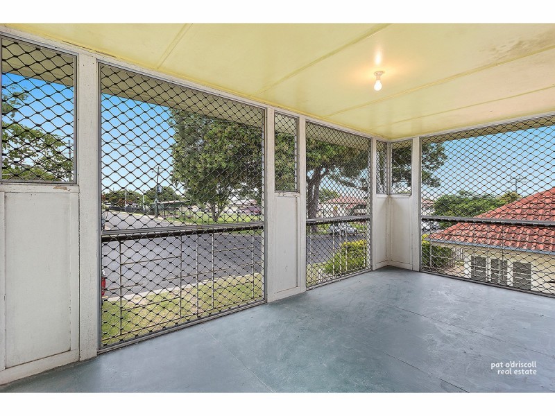 11 Spencer Street, The Range QLD 4700